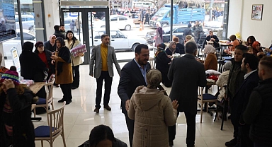 ANNELER VE KIZLAR SİZİ BEKLİYORLAR