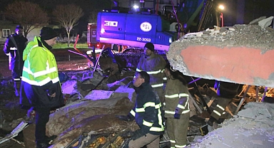 BAŞKAN SAYGILI DEPREM BÖLGESİNDE