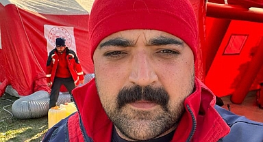 Bir Aylık Maaşını Bağışladı
