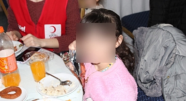 ÇOCUKLAR İÇİN PROGRAM DÜZENLEDİ