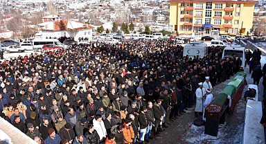 KARAKEÇİ’DE GÖZYAŞLARI SEL OLDU