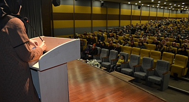 KIRIKKALE’DE KADINLARA YÖNELİK KONFERANS DÜZENLENDİ.