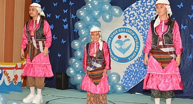 BİZLERE HUZUR VERİYOR