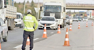 3 BİN 261 TRAFİK KAZASI MEYDANA GELDİ