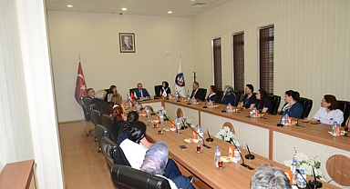 SAĞLIK ÇALIŞANLARININ BİR BÜTÜNÜ