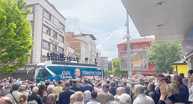 TEZCAN HALKA SESLENDİ