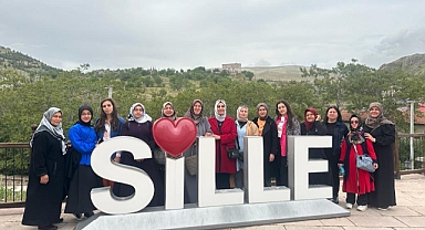 ENGELLİLER KURSİYERLER KONYA GEZİSİNDE BULUŞTU
