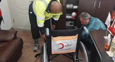 SANDALYE YARDIMI YAPMAYA DEVAM EDİYOR