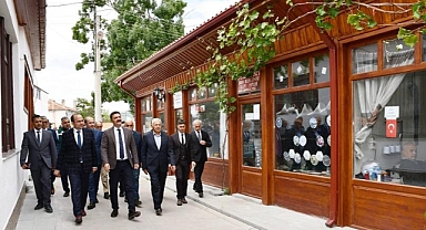 TARİHİ ÇARŞIDA İNCELEMELERDE BULUNDU