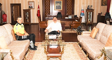 POLİSE TAKDİR BELGESİ VERİLDİ