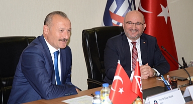 ÜNİVERSİTE KALİTESİNİ TEKRARLADI