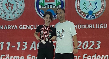 BU GENÇ KIZIMIZI ALKIŞLAYALIM