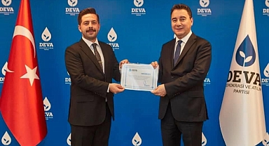 DEVA PARTİSİ’NDEN ŞOK İSTİFALAR