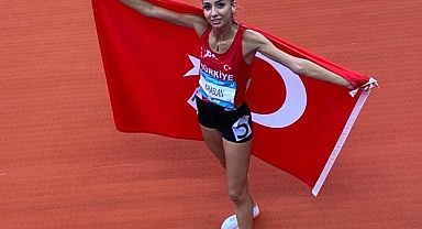 KIZIMIZ BİZİ GURURLANDIRDI