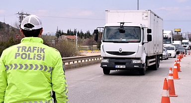 ŞOK UYGULAMA 6 BİN 683 KİŞİ SORGULANDI