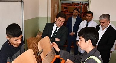 ATÖLYELERDEKİ UYGULAMALI EĞİTİMLERİ İNCELEDİ