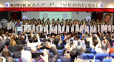 KIRIKKALE’DE DOKTOR ADAYLARI YEMİN ETTİ