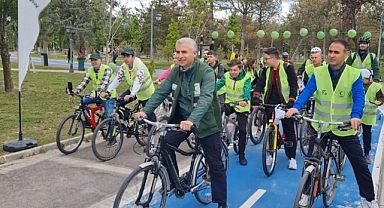 KIRIKKALE’DE GENÇLER BAĞIMLILIĞA DİKKAT ÇEKMEK İÇİN PEDAL ÇEVİRDİ