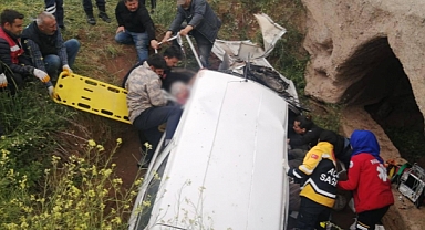 KIRIKKALE’DE SEYİR HALİNDEKİ OTOMOBİL MENFEZE DÜŞTÜ