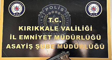 SENMİSİN SİLAH SIKAN