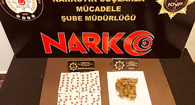 SOKAK SATICILARIN KÖKÜNÜ KAZIYORLAR