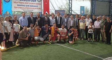 SAĞLIK-SEN HALI SAHA FUTBOL TURNUVASINDA GÖRKEMLİ FİNAL