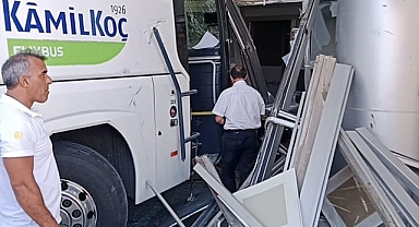 YOLCU OTOBÜS OTOGARA GİRDİ