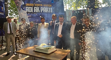 AK PARTİ 23. YAŞINI KUTLADI