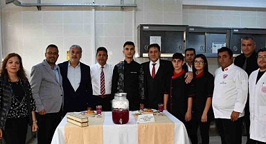 KIRIKKALELİ LİSELİLER MADALYA İLE DÖNDÜ
