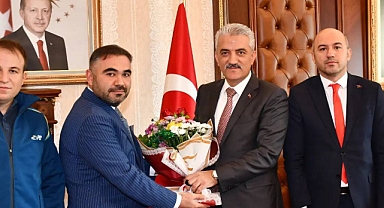 PTT 184 YAŞINI KUTLADI