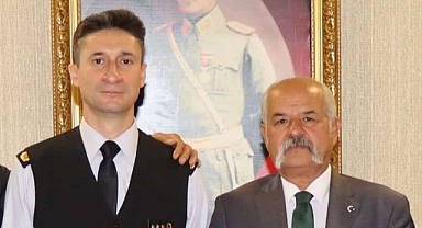 ŞEHİT AİLELERİNDEN ALAY KOMUTANINI ZİYARET
