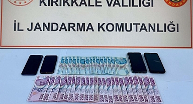 UYUŞTURUCU TACİRLERİ KAÇAMADI