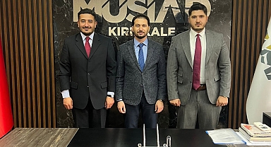 GENÇ MÜSİAD DA GÖREV TESLİMİ