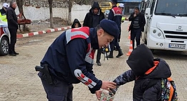 ÖĞRENCİ DOSTU JANDARMA