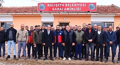 BAŞKAN AKYÜZ, PERSONELLERİYLE BULUŞTU