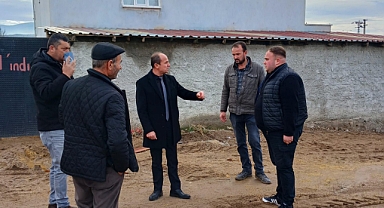 BELEDİYE BAŞKANI SAVAŞ AKYÜZ SAHAYI BOŞ BIRAKMIYOR