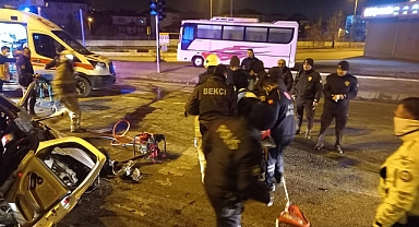KIRIKKALE’DE KAZADA SÜRÜCÜ ARAÇTA SIKIŞTI