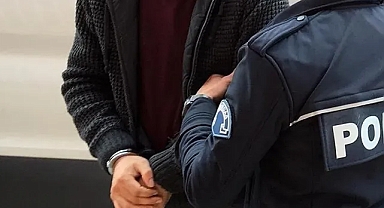 İŞ BULACAĞIM DİYE VATANDAŞLARI DOLANDIRDI