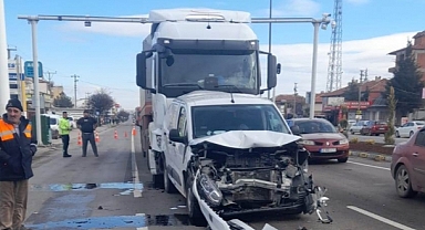 ZİNCİRLEME KAZA, YARALILAR VAR