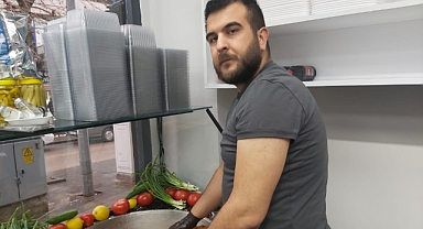 BU ÇİĞ KÖFTEYİ YİYEN BİR DAHA VAZGEÇEMİYOR!