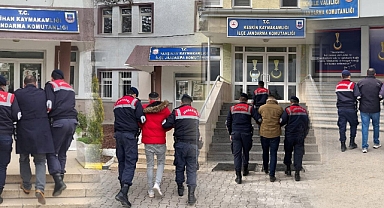 JANDARMA TEK TEK YAKALIYOR