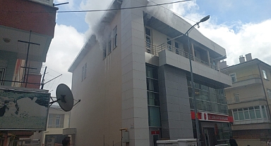 KIRIKKALE ZİRAAT BANKASI LOJMANINDA YANGIN
