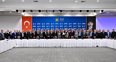 BAŞKAN TANRIVERDİ “HUKUKSUZLUĞA, ADALETSİZLİĞE VE CUMHURİYETİMİZE YÖNELEN ZORBALIĞA KARŞI SUSMAYACAĞIZ”