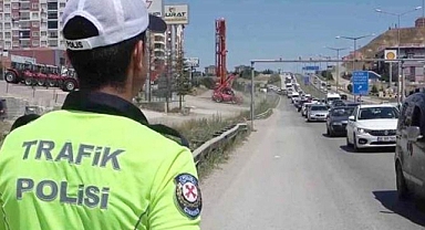 KIRIKKALE'DE BİNLERCE ARAÇ İNCELENDİ