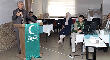 CEZAEVİ'NDE MAHKUMLARA BAĞIMLILIKLA MÜCADELE SEMİNERİ