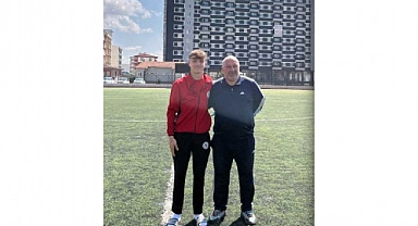 FUTBOLCU ÖLÜMDEN DÖNDÜ