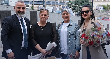 BAŞKAN SERDAL ÖGET'TEN, ANNELER GÜNÜ JESTİ