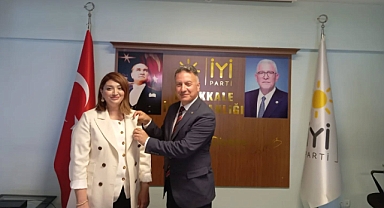 ESRA YILMAZ, İYİ PARTİ KESKİN İLÇE BAŞKANI OLDU