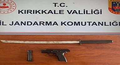 KIRIKKALE’DE SİLAH VE KILIÇLA YAKALANDI