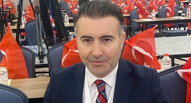 MEMUR VE İŞÇİLER HAKLARI İÇİN ALANLARA ÇIKIYOR